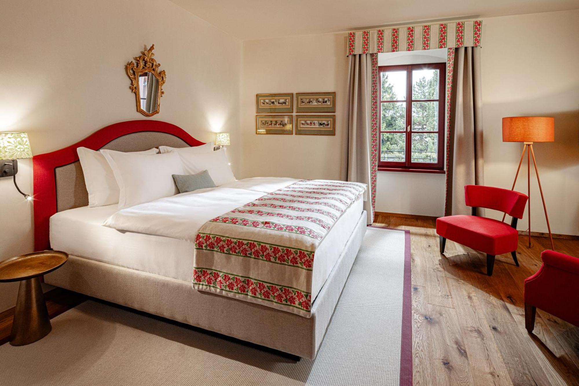 Castel Sallegg Suites Adults Only Caldaro Exterior photo