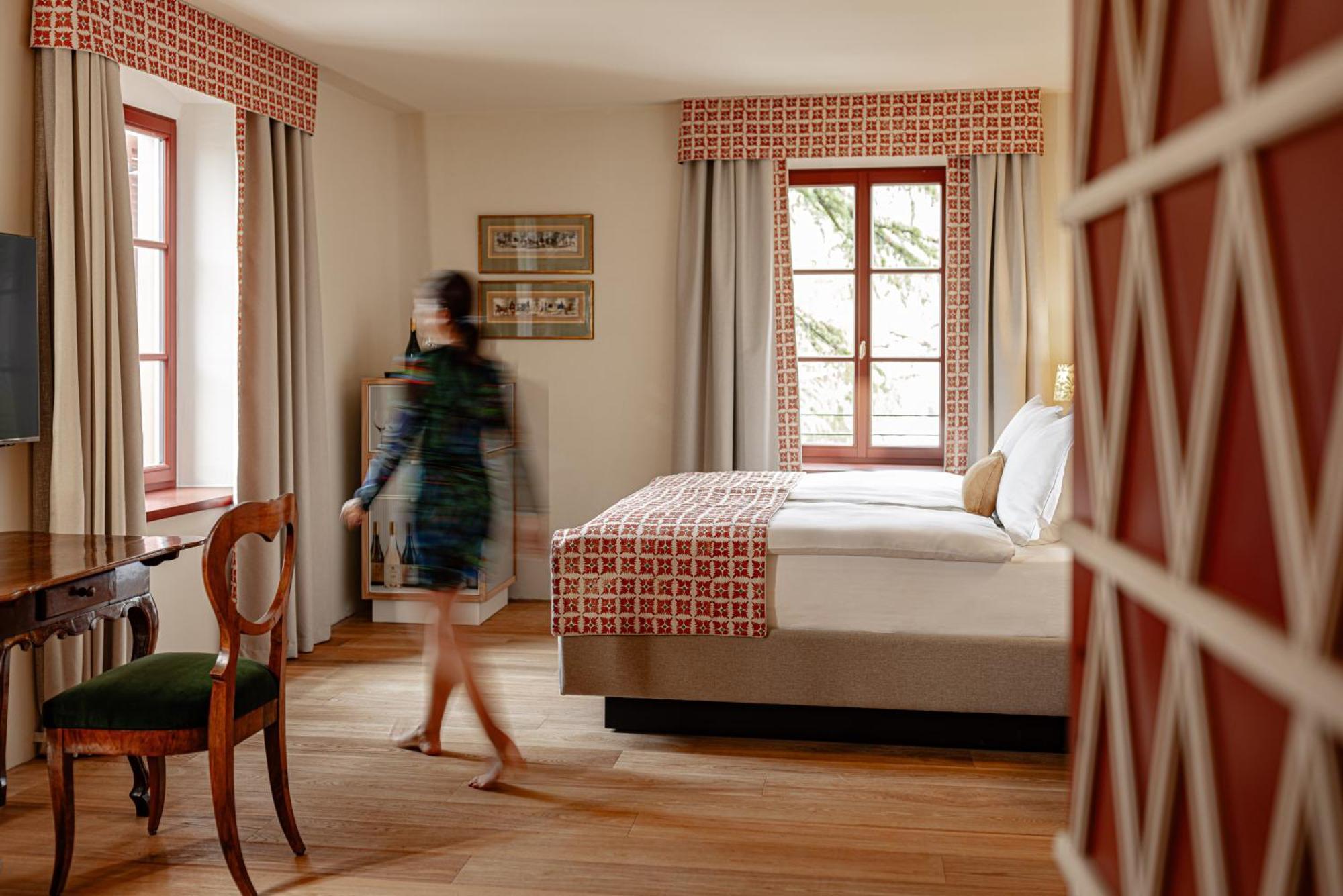 Castel Sallegg Suites Adults Only Caldaro Exterior photo